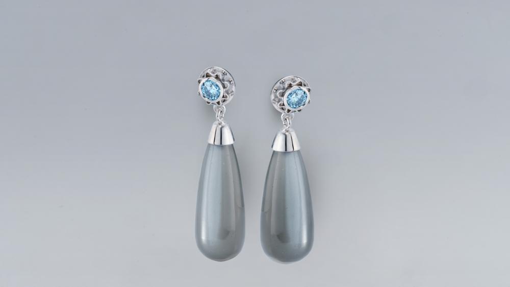 Mondstein, blaue Brillanten, 0.49ct, CHF 4080